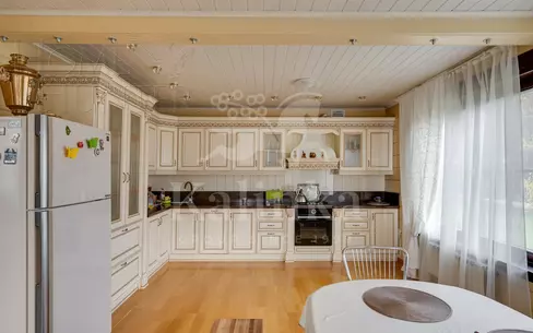 2-этажный коттедж 370 м² с отделкой