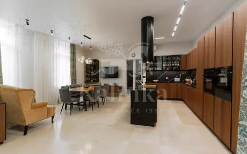 2-этажный коттедж 810 м² с отделкой