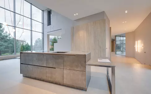 3-этажный коттедж 830 м² без отделки