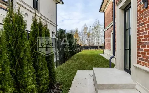 2-этажный коттедж 565 м² с отделкой