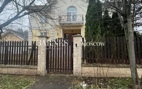 2-этажный коттедж 1 018 м² без отделки