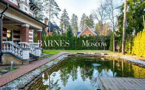 2-этажный коттедж 365 м² с отделкой