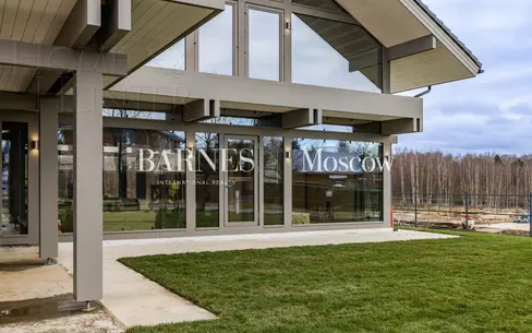 2-этажный коттедж 470 м² без отделки