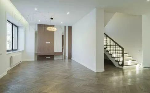 2-этажный коттедж 330 м² с отделкой