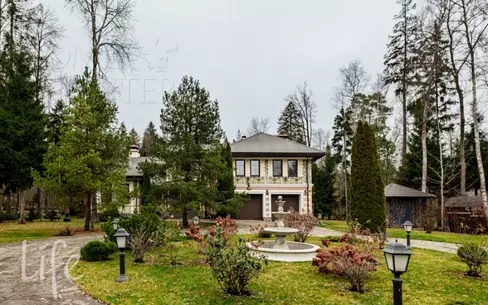 2-этажный коттедж 565 м² с отделкой