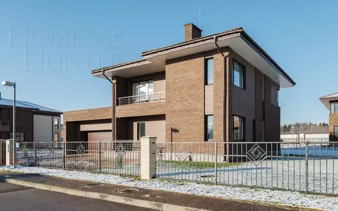 2-этажный коттедж 330 м² с отделкой