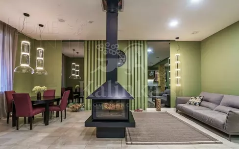 3-этажный таунхаус 290 м² с отделкой