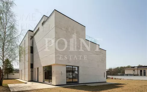 3-этажный коттедж 630 м² без отделки