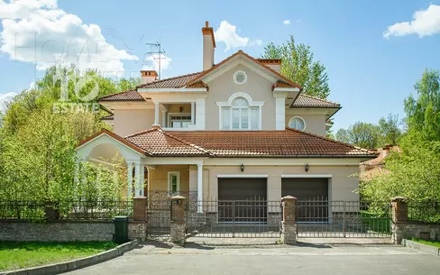 2-этажный коттедж 495 м² с отделкой