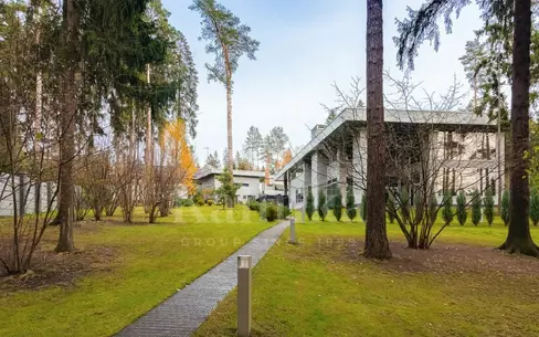 2-этажный коттедж 100 м² с отделкой