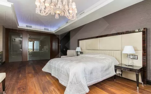 4-КОМН. КВАРТИРА С ОТДЕЛКОЙ 210 М² НА 35 ЭТАЖЕ