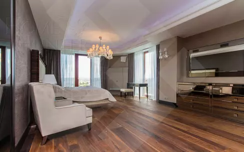 4-КОМН. КВАРТИРА С ОТДЕЛКОЙ 210 М² НА 35 ЭТАЖЕ