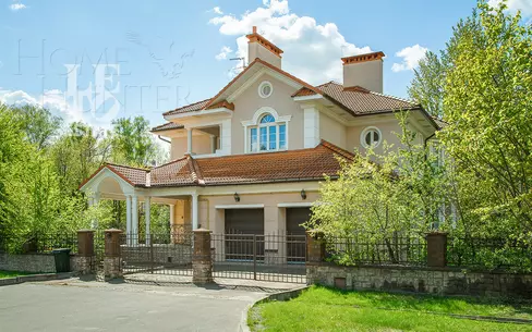 2-этажный коттедж 495 м² с отделкой