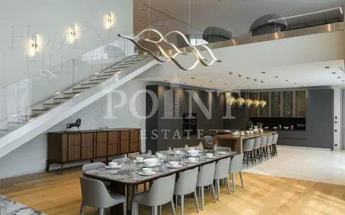 3-этажный коттедж 3 241.9 м² с отделкой