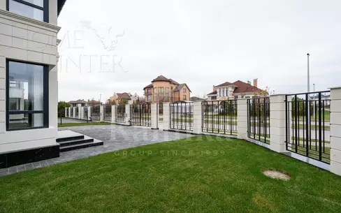 2-этажный коттедж 275 м² с отделкой