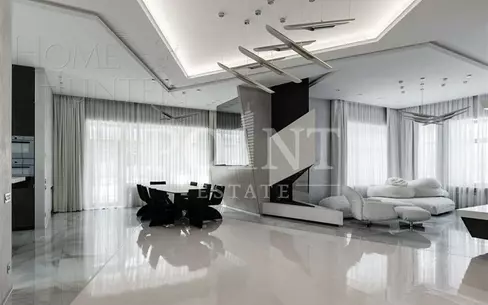 2-этажный коттедж 700 м² с отделкой