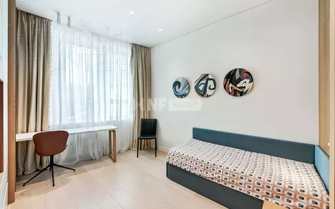 4-КОМН. КВАРТИРА С ОТДЕЛКОЙ 156 М² НА 5 ЭТАЖЕ