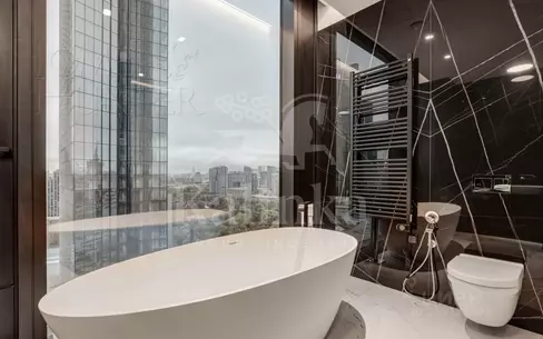 4-КОМН. КВАРТИРА С ОТДЕЛКОЙ 132 М² НА 16 ЭТАЖЕ