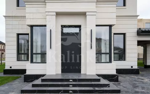 2-этажный коттедж 275 м² с отделкой