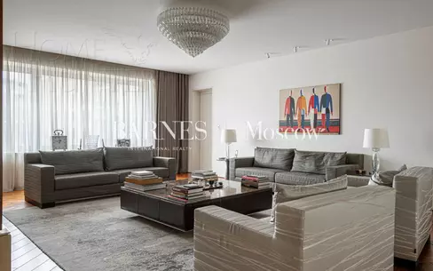 3-КОМН. КВАРТИРА С ОТДЕЛКОЙ 173.3 М² НА 8 ЭТАЖЕ