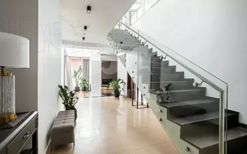 2-этажный таунхаус 360 м² с отделкой