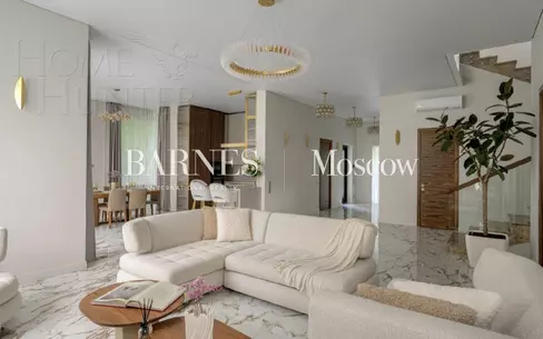 2-этажный коттедж 350 м² с отделкой