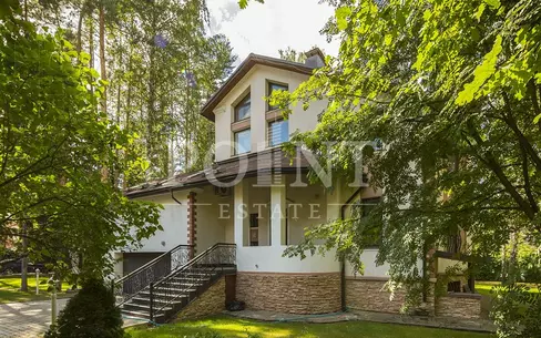 1-этажный коттедж 400 м² с отделкой