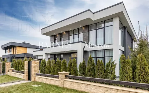 2-этажный коттедж 437 м² с отделкой