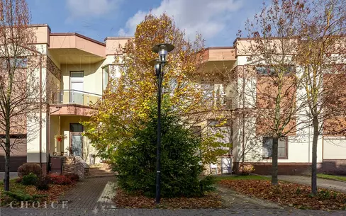 2-этажный таунхаус 200 м² с отделкой