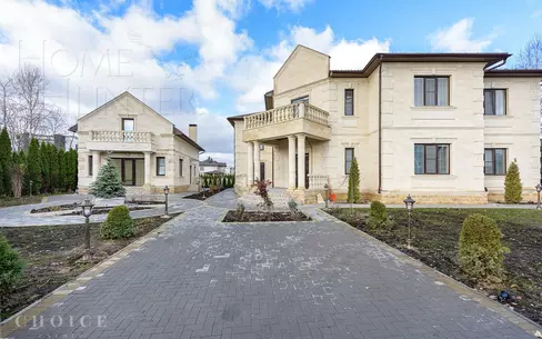 2-этажный коттедж 476.7 м² с отделкой