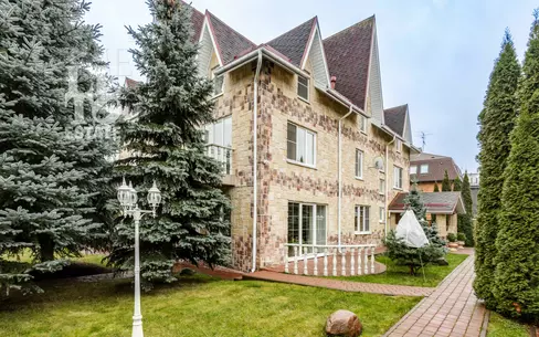 2-этажный коттедж 815 м² с отделкой