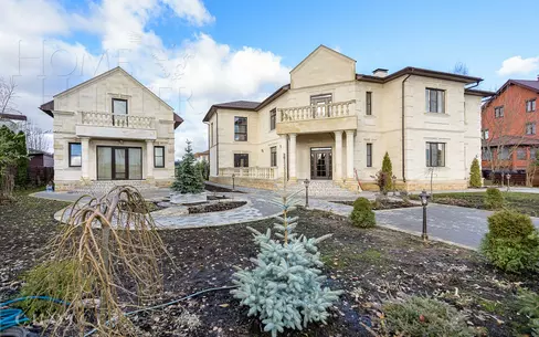 2-этажный коттедж 476.7 м² с отделкой