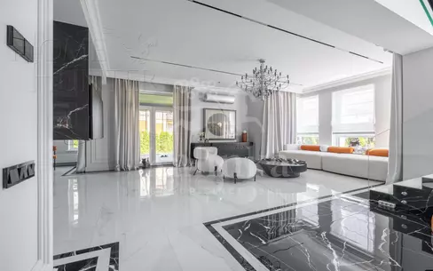 2-этажный коттедж 278 м² с отделкой