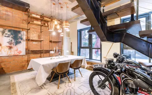 2-УРОВНЕВЫЕ АПАРТАМЕНТЫ С ОТДЕЛКОЙ 180 М² НА 1 ЭТАЖЕ