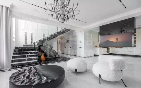 2-этажный коттедж 278 м² с отделкой