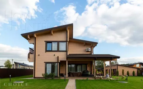 2-этажный коттедж 262.5 м² с отделкой