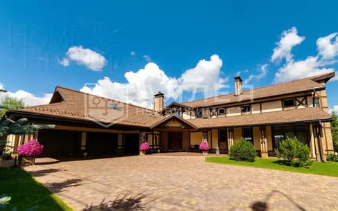 2-этажный коттедж 1 400 м² с отделкой