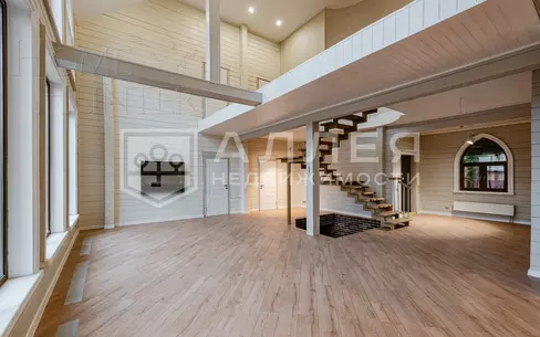 2-этажный коттедж 560 м² с отделкой