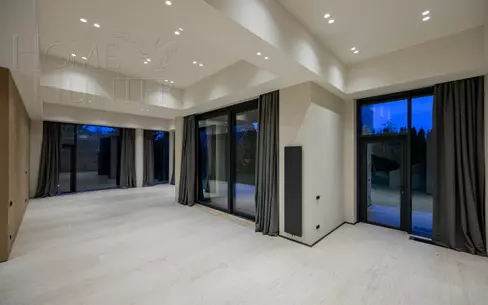 2-этажный коттедж 663 м² с отделкой