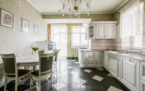 2-этажный коттедж 1 200 м² с отделкой