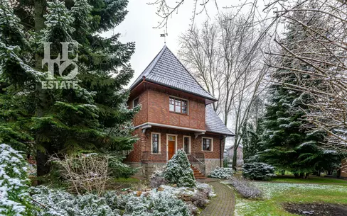 2-этажный коттедж 490 м² с отделкой