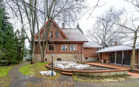 2-этажный коттедж 490 м² с отделкой