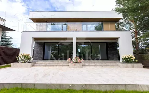 2-этажный коттедж 400 м² без отделки