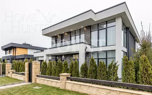 2-этажный коттедж 470 м² без отделки