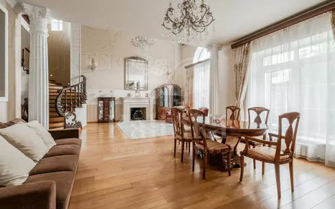 2-этажный коттедж 1 200 м² с отделкой