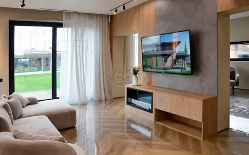 2-этажный коттедж 271 м² с отделкой