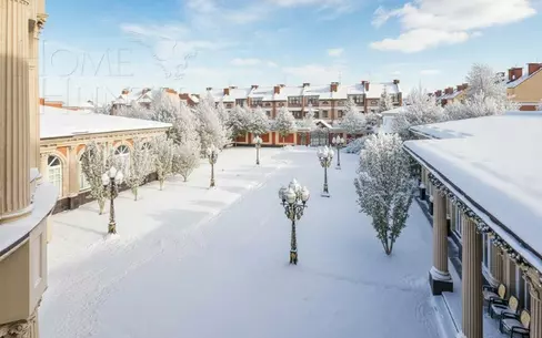 2-этажный коттедж 1 800 м² с отделкой