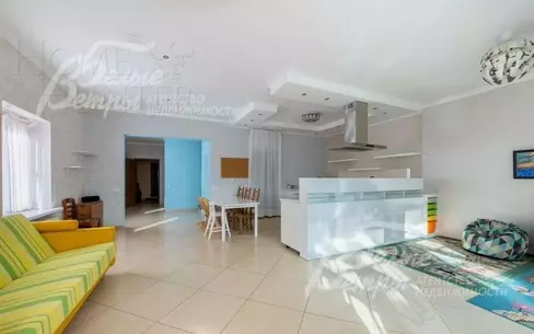 2-этажный таунхаус 308 м² с отделкой