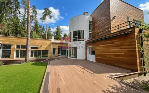 2-этажный коттедж 1 328 м² с отделкой