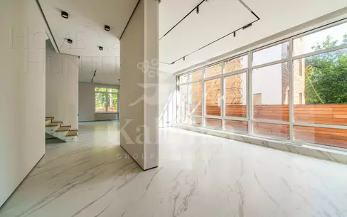 2-этажный коттедж 302 м² с отделкой